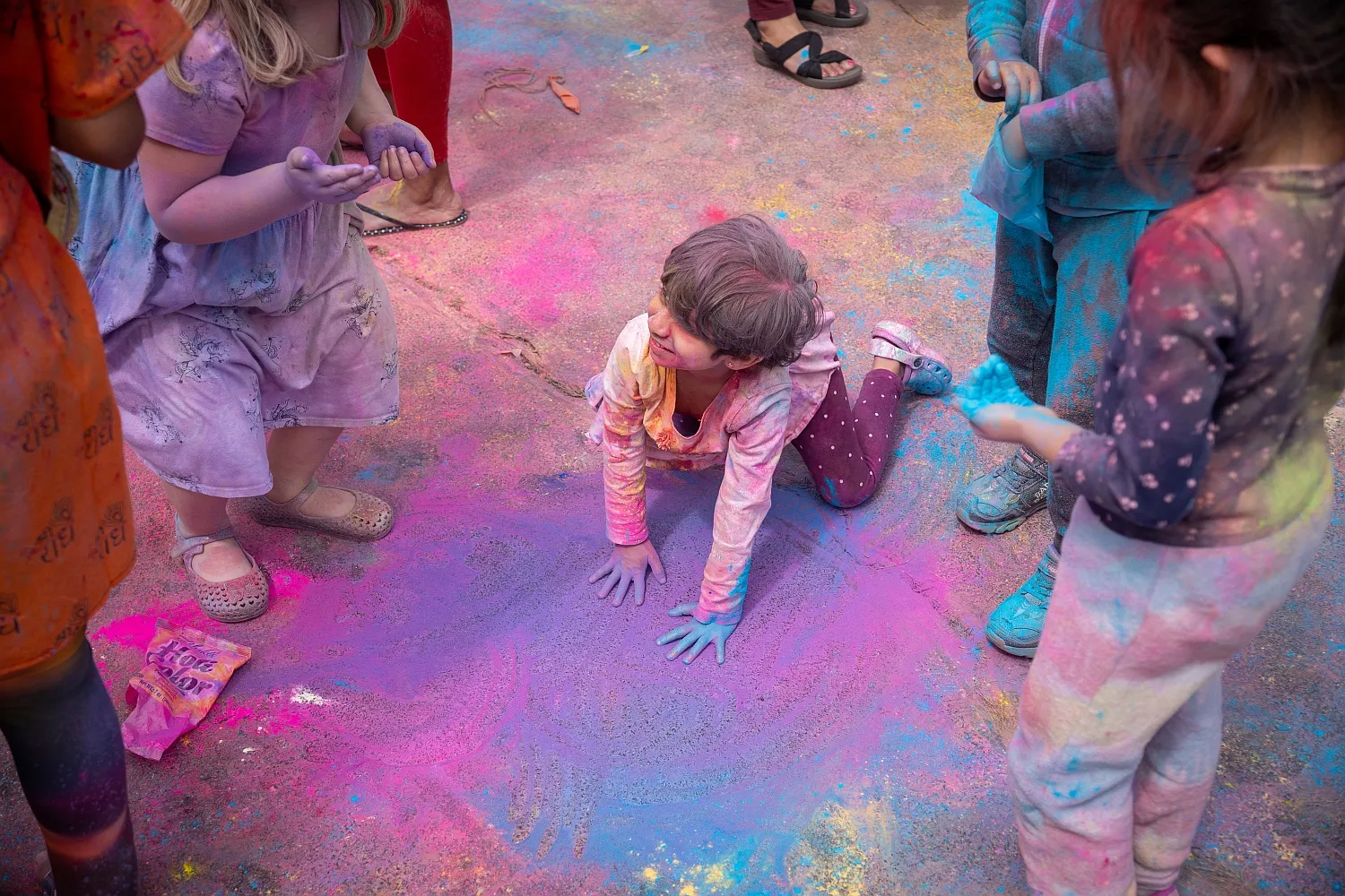 Cover Image for Holi